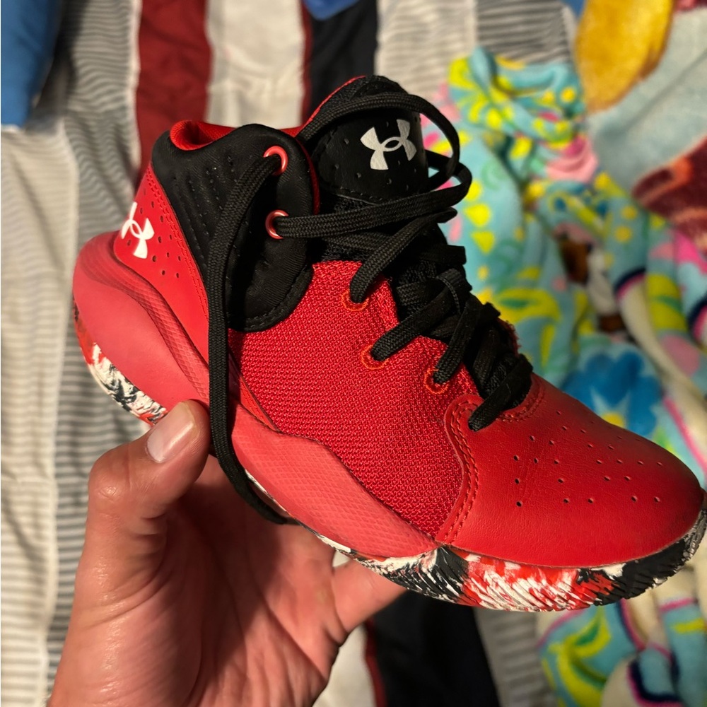 1.5y under armour kids shoes